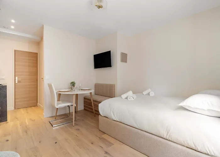 דירה Chic Neuf Batignolles פריז
